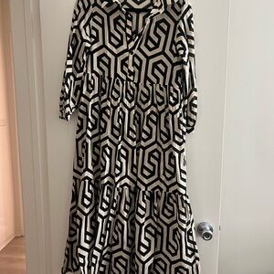 Zara Black and White Geometric Long Sleeve Dress